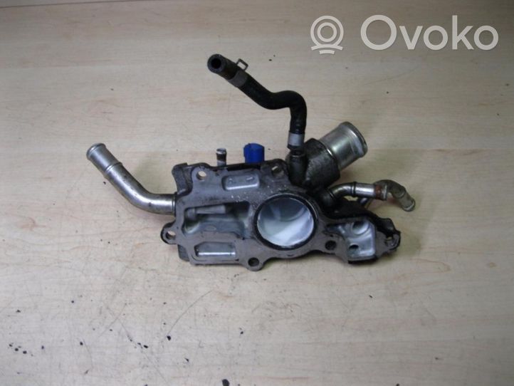 Nissan Qashqai+2 Obudowa termostatu 