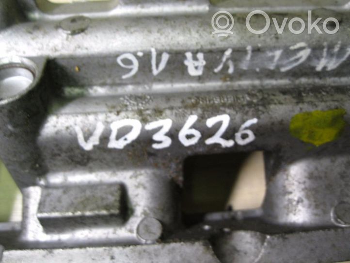 Opel Meriva A Fuel distributor R90400224