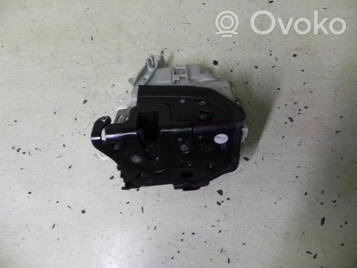 Audi A4 S4 B8 8K Lastausoven lukko 8K0839016C