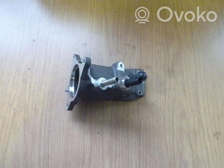 Audi A4 S4 B8 8K Alloggiamento termostato 04L128637