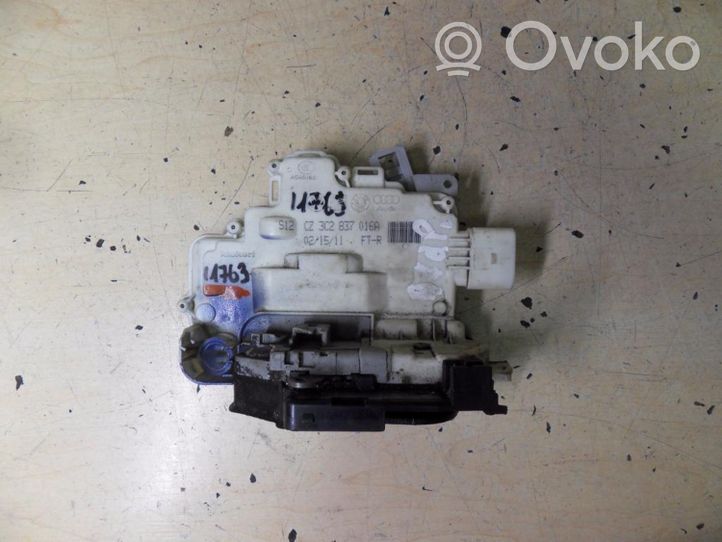 Volkswagen PASSAT B7 Loading door lock 3C2837016A