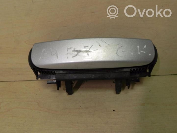 Audi A4 S4 B7 8E 8H Išorinė bagažinės atidarymo rankena 4B0839885