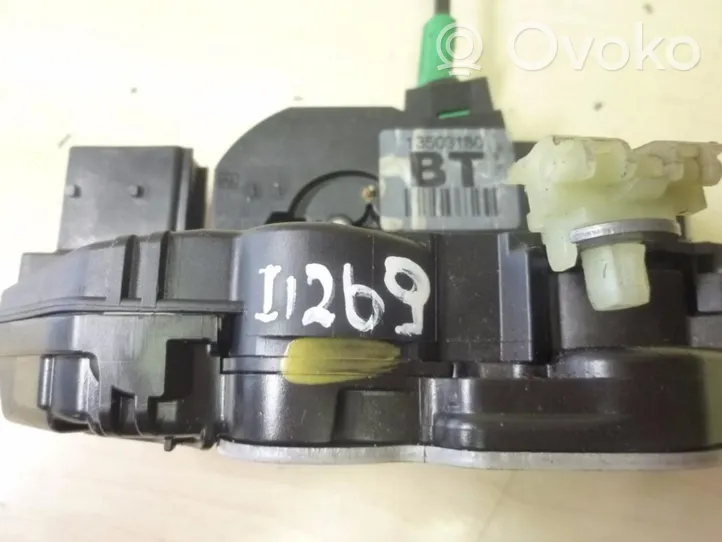 Chevrolet Cruze Loading door lock 13503180