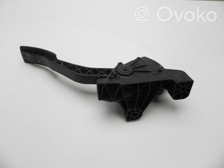 Mitsubishi Colt Accelerator throttle pedal MN125791