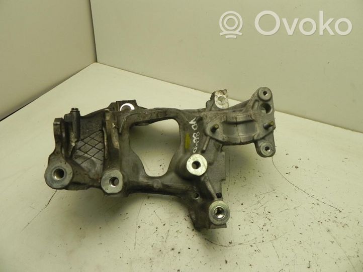 Audi A4 S4 B9 Variklio tvirtinimo kronšteinas 8W0399296E