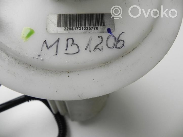 Mercedes-Benz E W212 Regulator ciśnienia paliwa A2044702294