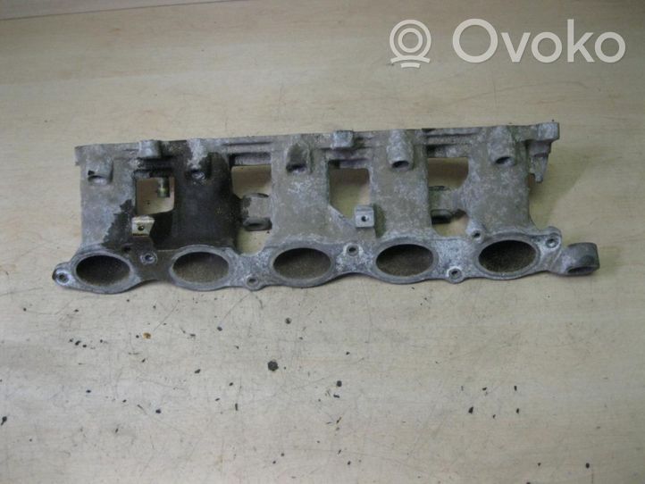 Volvo C30 Intake manifold 30650184