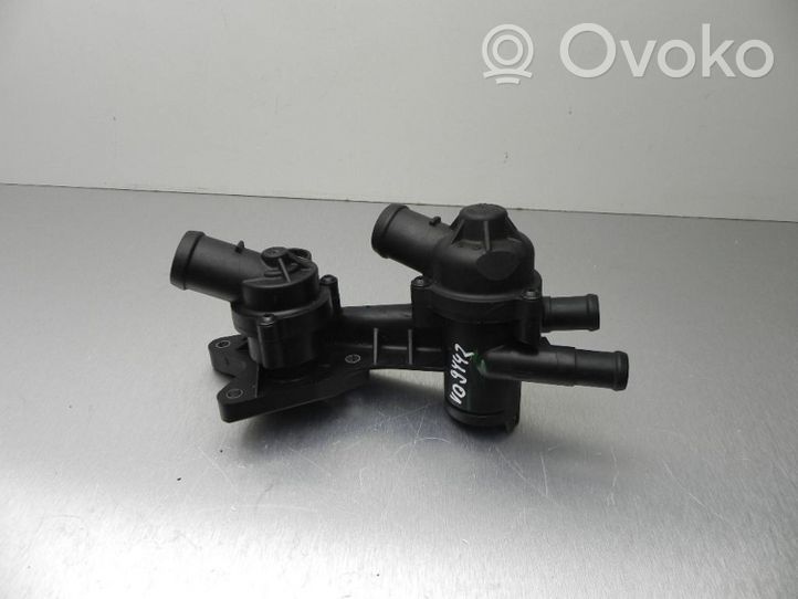 Volkswagen Golf V Alloggiamento termostato 03C121121C