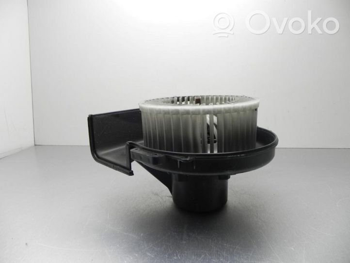 Volkswagen Polo IV 9N3 Ventola riscaldamento/ventilatore abitacolo 6Q1820015C