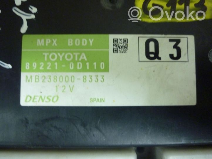 Toyota Yaris Komforto modulis 892210D110