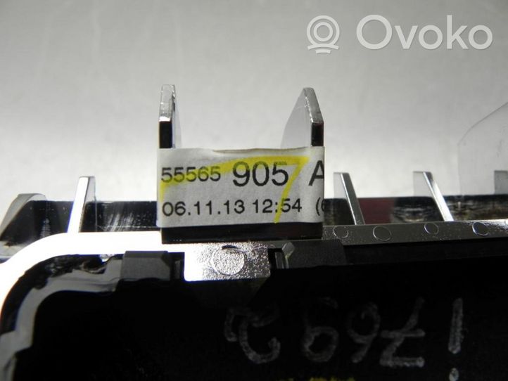 Opel Astra J Pavarų perjungimo svirtis 55565905