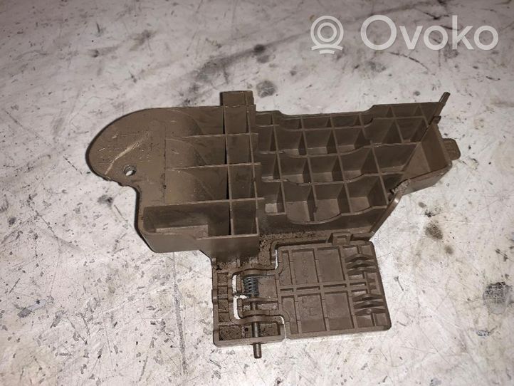 Volvo V70 Cubierta moldura embellecedora de la barra del techo 9208053