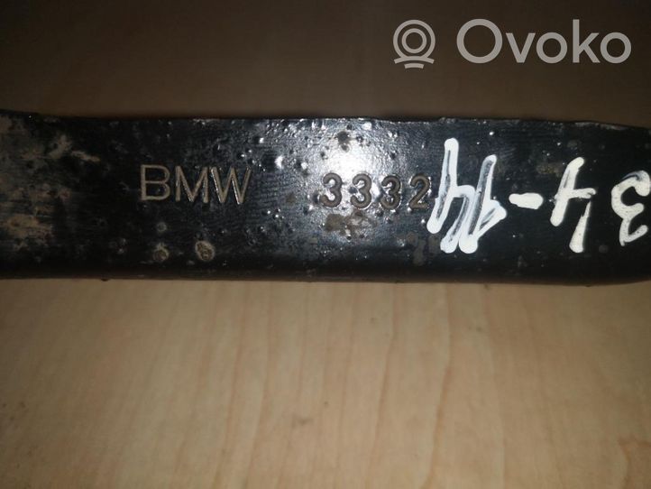 BMW 1 E82 E88 Taka-ylätukivarren haarukkavipu 33326763471