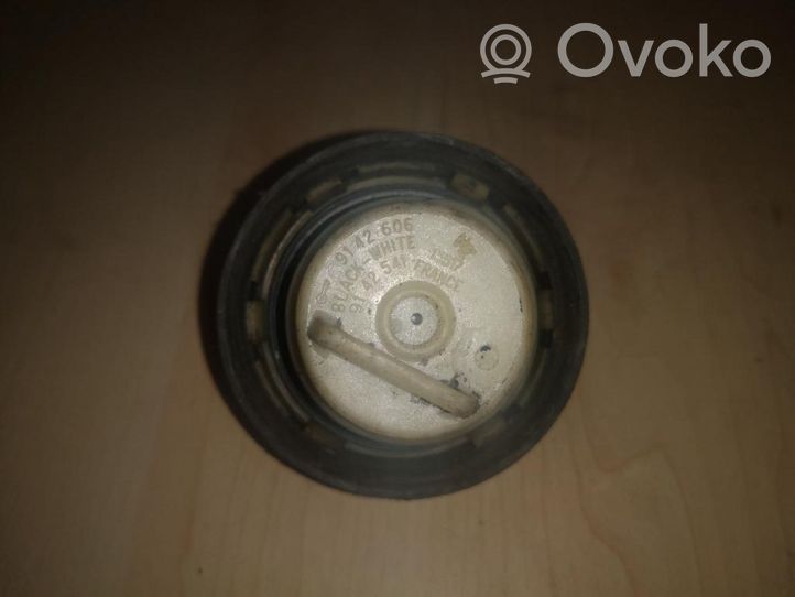 Volvo 850 Tappo del serbatoio del carburante 9142606