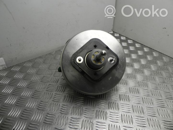 BMW X3 G01 Główny cylinder hamulca 6883986