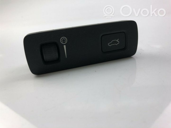 Volvo S90, V90 Interruptor del control de crucero P31443873