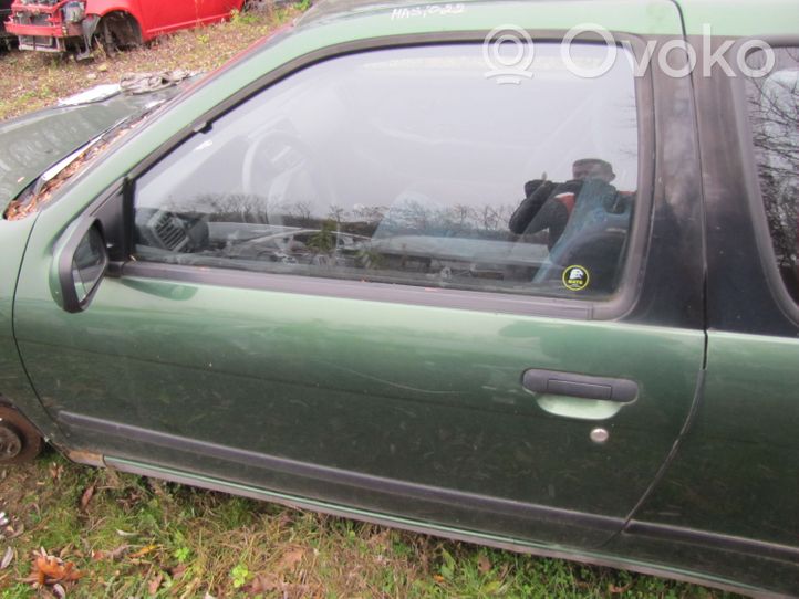 Nissan Almera Portiera anteriore 