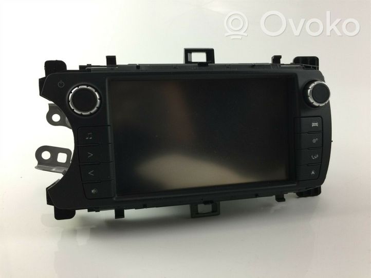 Toyota Yaris Panel / Radioodtwarzacz CD/DVD/GPS 861400D100