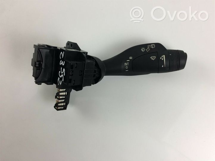 Volvo S90, V90 Кнопки рулевого колеса 31674103