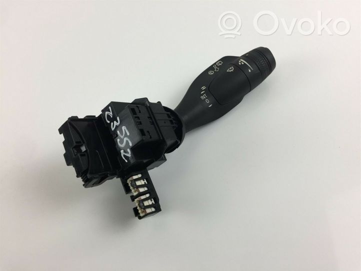 Volvo S90, V90 Кнопки рулевого колеса 31674103