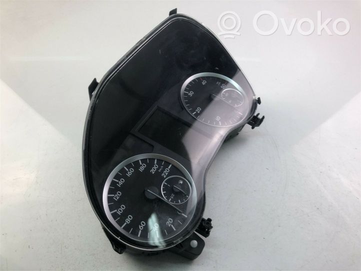 Mercedes-Benz V Class W447 Tachimetro (quadro strumenti) A4479006808