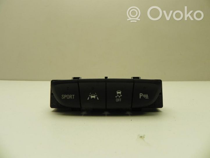 Vauxhall Astra K Autres commutateurs / boutons / leviers 13479841