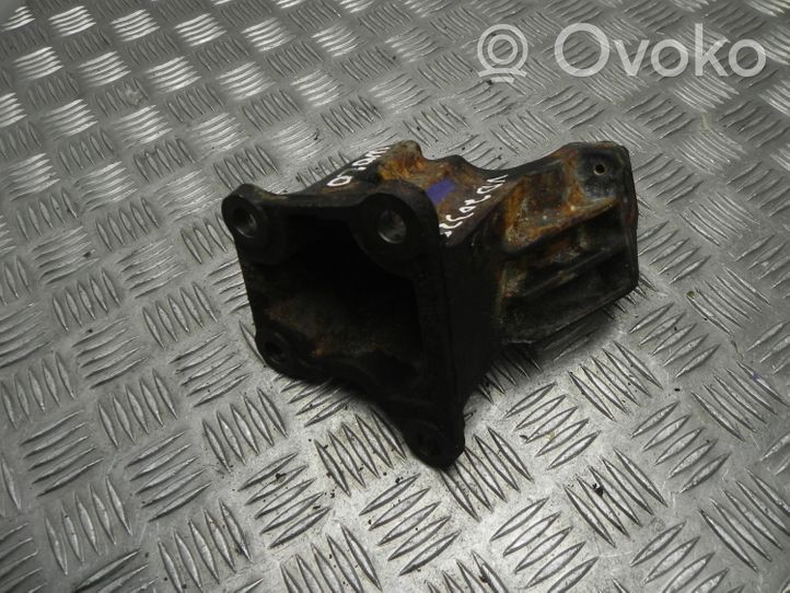 Nissan Pathfinder R51 Support refroidisseur de vanne EGR R