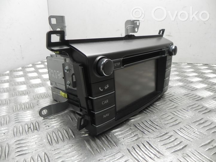 Toyota RAV 4 (XA40) Panel / Radioodtwarzacz CD/DVD/GPS 8614042100