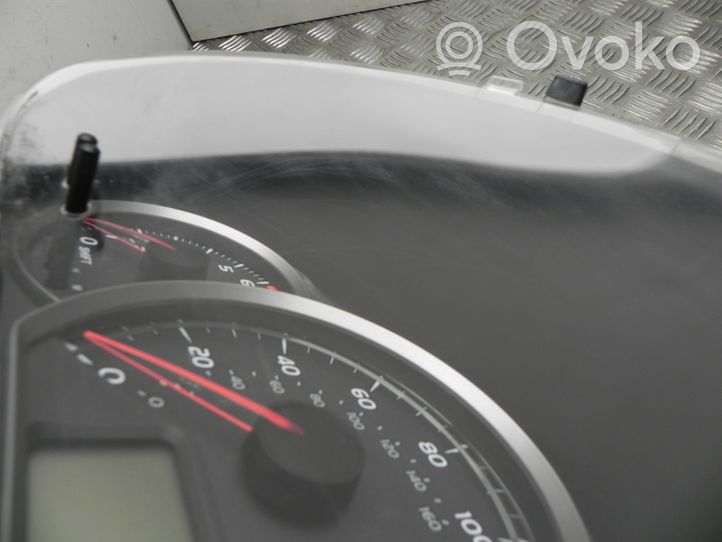 Toyota Yaris Compteur de vitesse tableau de bord 838000DQ50