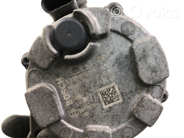 BMW i3 Pompa dell’acqua 8600286