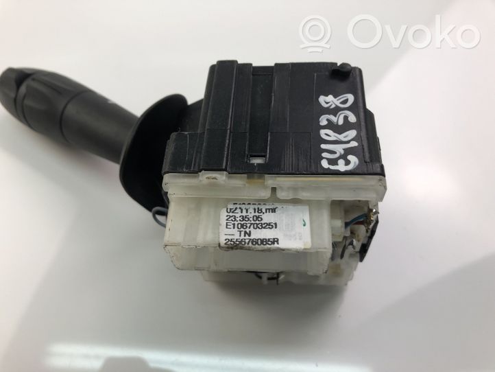 Renault Captur Przełącznik / Przycisk kierownicy 255676085R