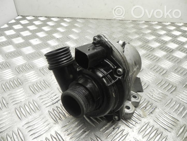 BMW 5 F10 F11 Pompa dell’acqua 9455978