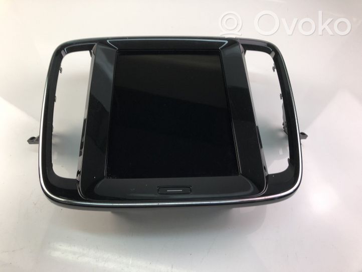 Volvo XC90 Monitor / wyświetlacz / ekran 31682851AA