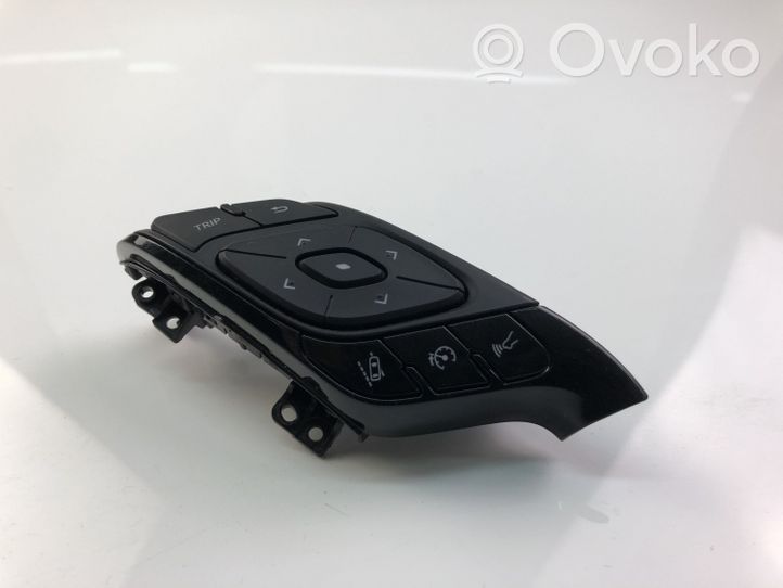 Toyota C-HR Boutons / interrupteurs volant 75J388