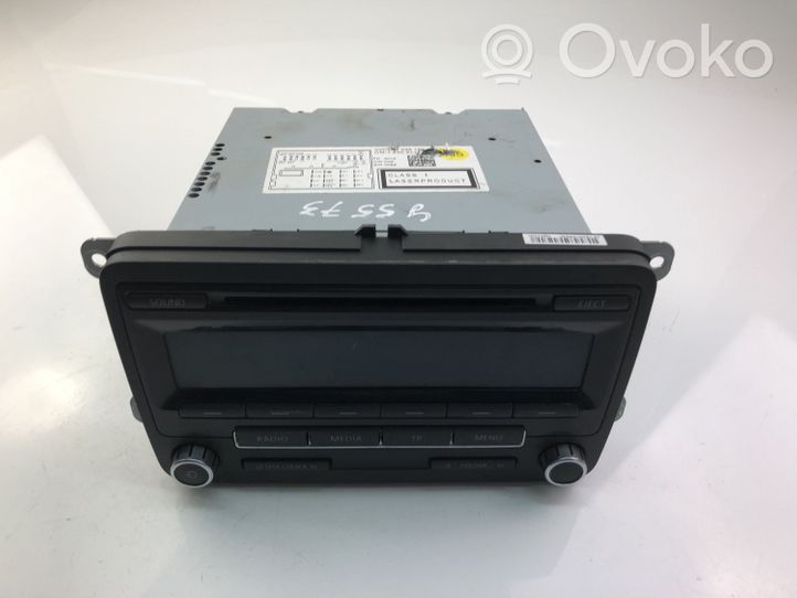 Volkswagen Jetta IV Panel / Radioodtwarzacz CD/DVD/GPS 1K0035186AN