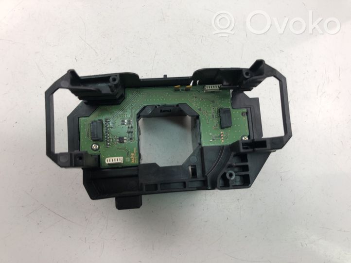 Volvo V40 Interrupteur / bouton multifonctionnel 31481765