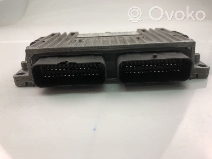 Peugeot 406 Module de contrôle de boîte de vitesses ECU 9639944380