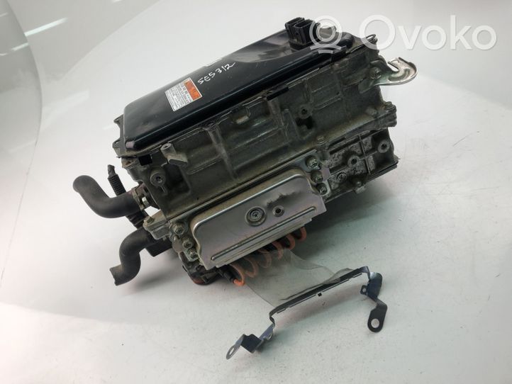 Toyota Prius (XW50) Convertisseur / inversion de tension inverseur G920047270