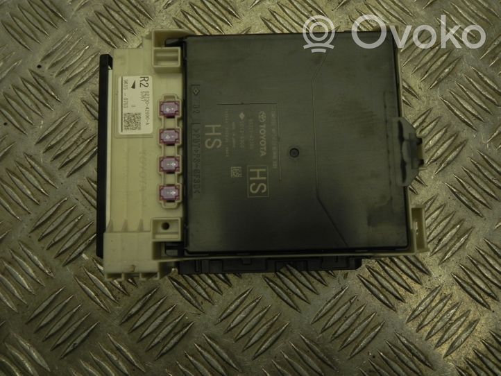 Toyota RAV 4 (XA50) Module confort 8922142380