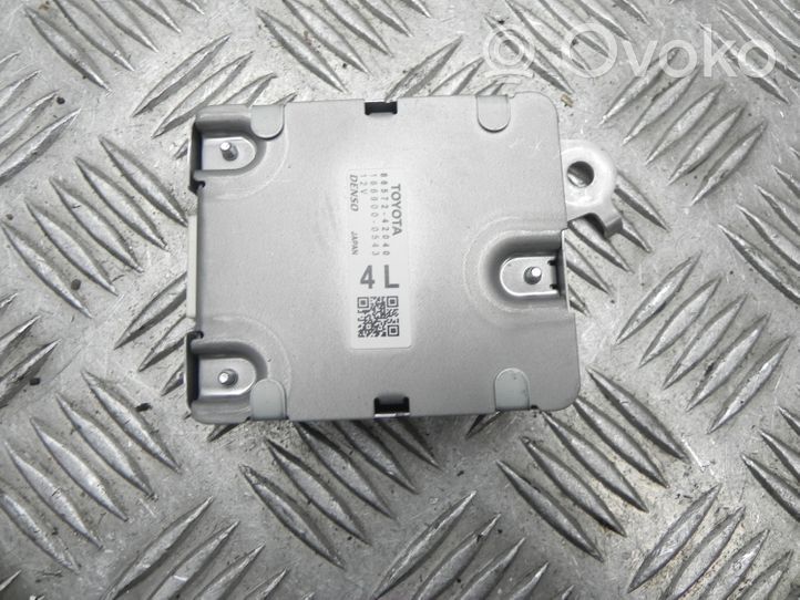 Toyota RAV 4 (XA50) Module de passerelle 8657242040