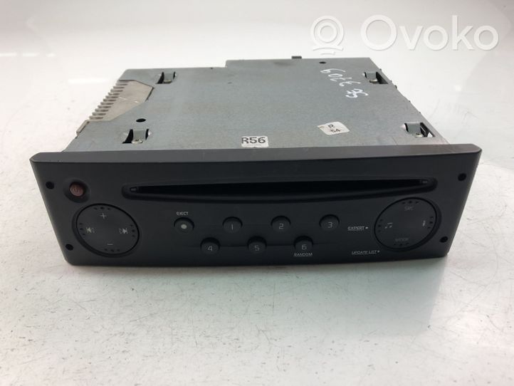 Renault Clio II Radio/CD/DVD/GPS-pääyksikkö 8200633621B