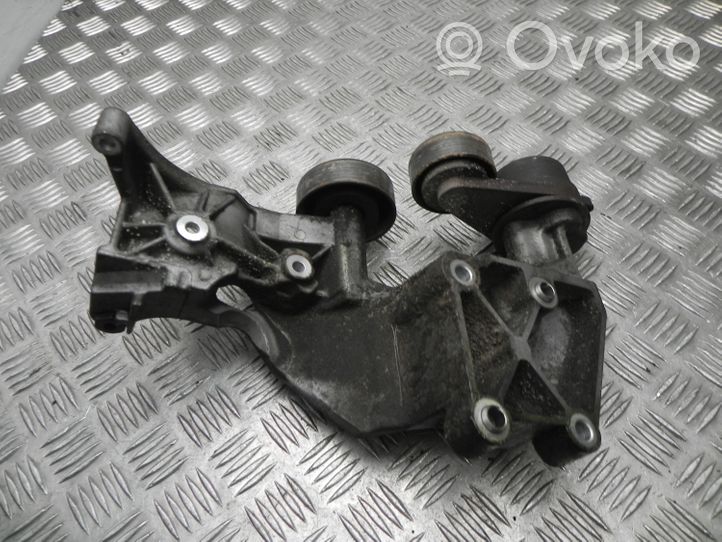 KIA Sorento Uchwyt / Mocowanie chłodnicy spalin EGR 002233