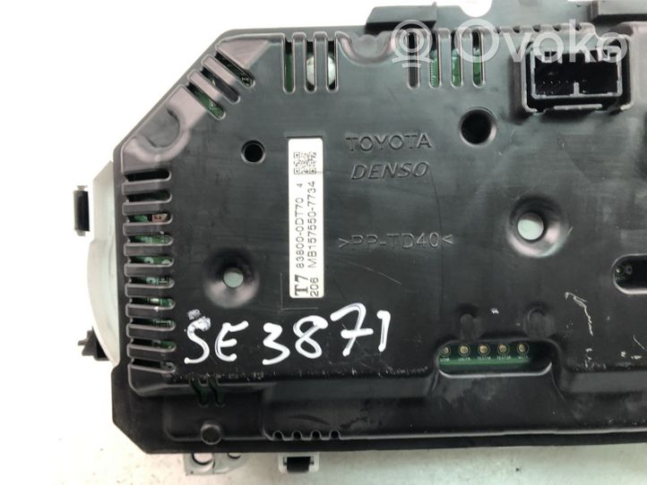 Toyota Yaris Compteur de vitesse tableau de bord 838000DT70