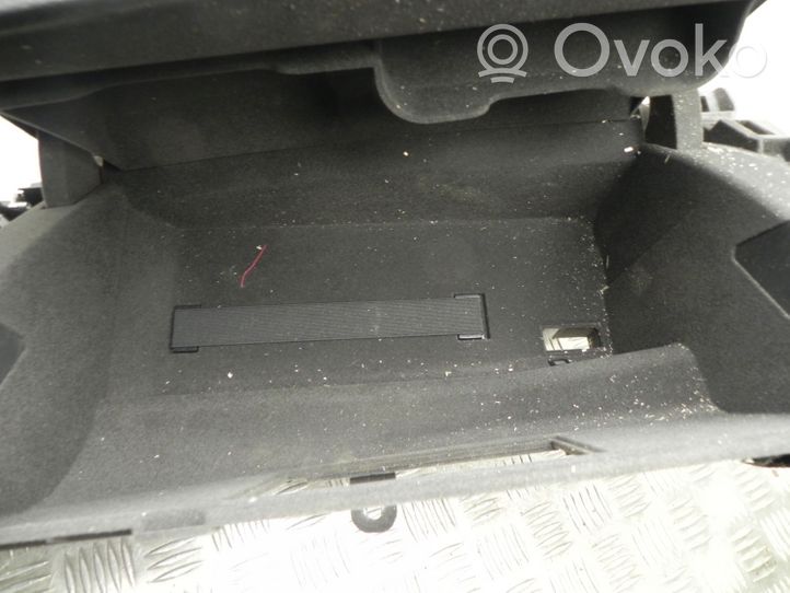 Maserati Levante Set vano portaoggetti 670043149