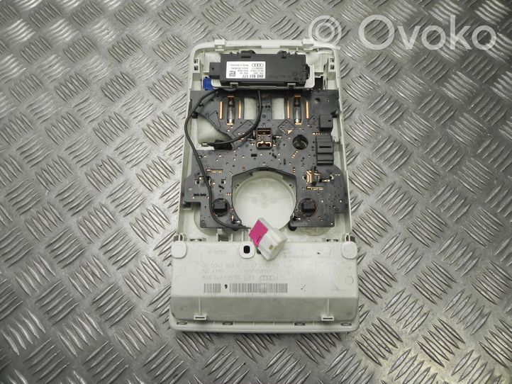 Audi A4 S4 B8 8K Inne oświetlenie wnętrza kabiny 8T0947135BE