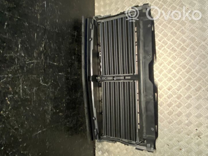 Chevrolet Tahoe Atrapa chłodnicy / Grill 