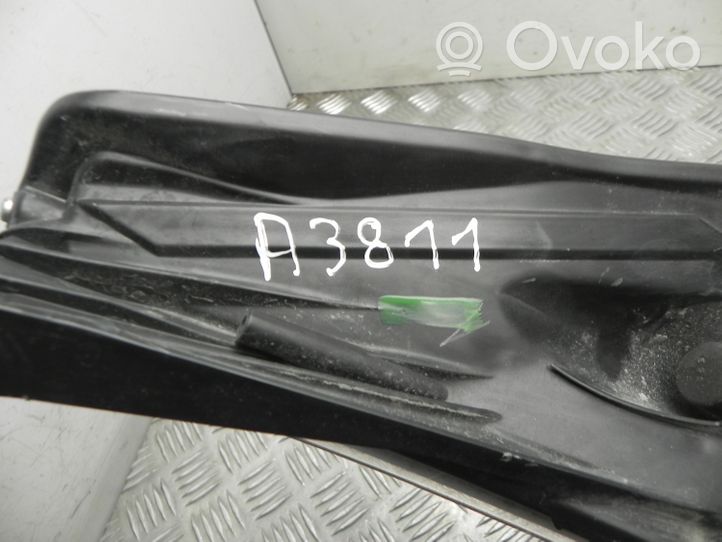 Toyota Corolla E160 E170 Lampa przednia 8111002E70