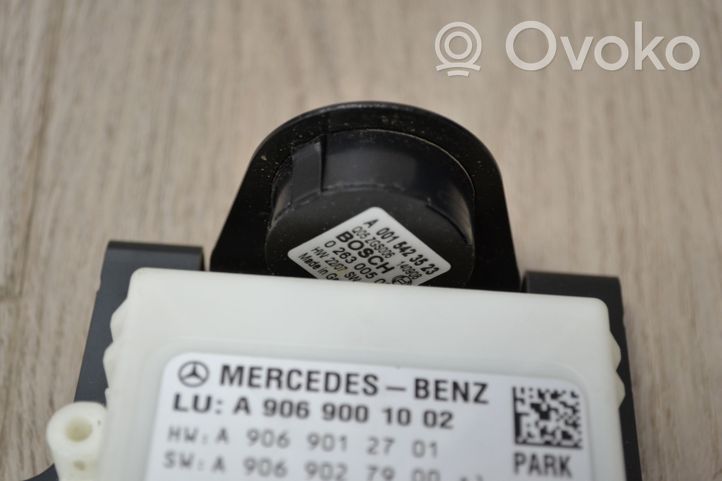 Mercedes-Benz Sprinter W906 Unité de commande, module PDC aide au stationnement A9069001002