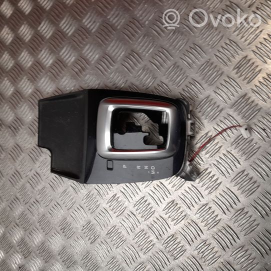 Mazda 6 Console centrale, commande chauffage/clim GHR564352