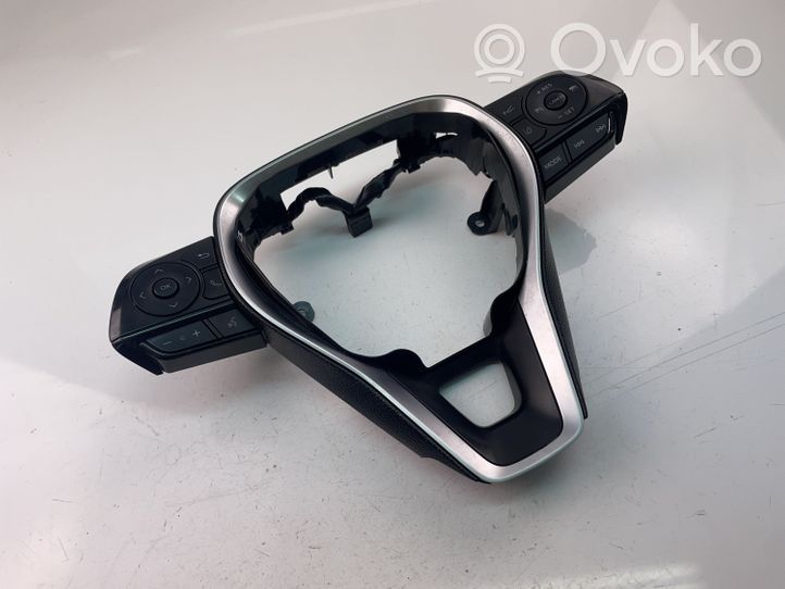 Toyota RAV 4 (XA50) Boutons / interrupteurs volant CS2201